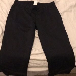 Women’s Under Armour sweatpants